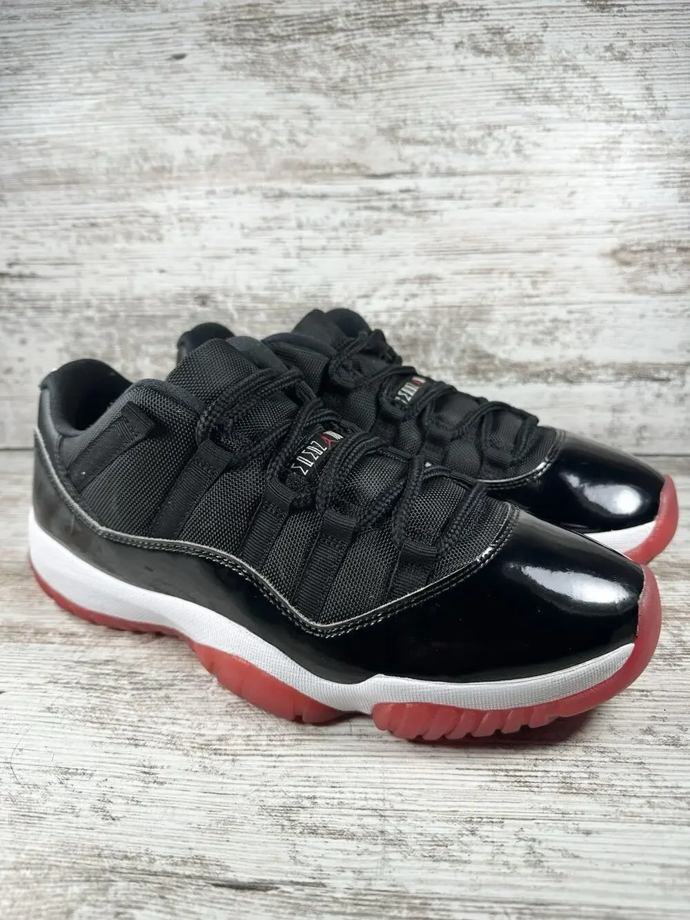 Men's Nike Air Jordan 11 XI Retro Low Bred Black/White/Red Sz 10 EUC!!